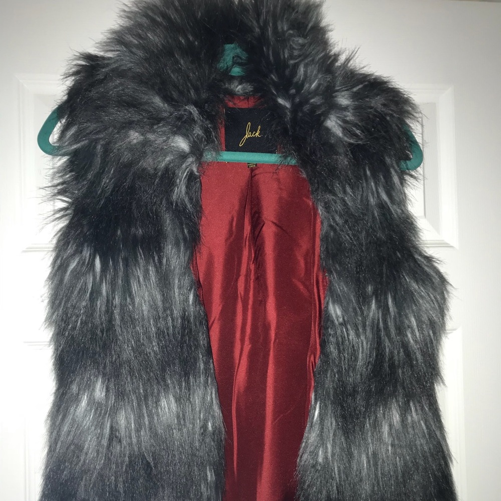 Jack Faux fur vest. Size small
